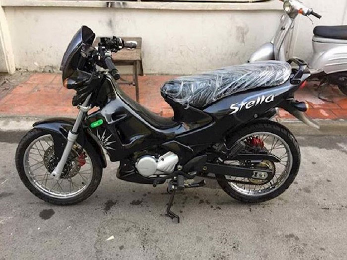 Xe 2 thì Yamaha ZR120 hàng hiếm tại Việt Nam  Huyền thoại một thời có giá  bán 150 triệu đồng